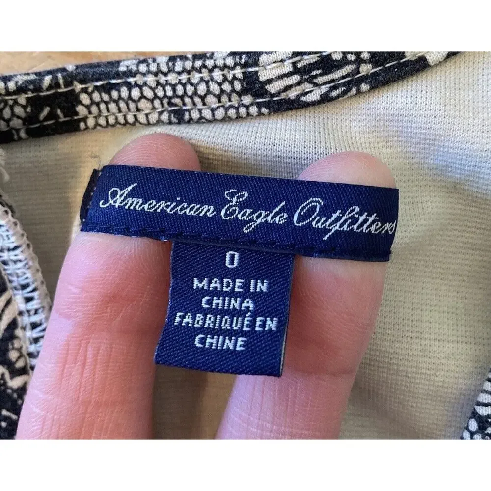 American Eagle Outfitters Floral Cut Out Back Sleeveless Dress Size 0 Black - Picture 3 of 6